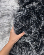 Вязаный плед из натурального меха песца 200*150 см (черный с белыми кончиками)