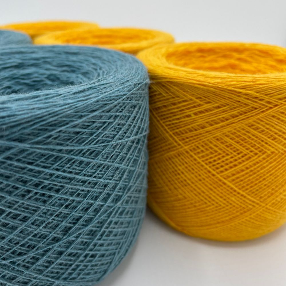 Набор № 2 KAPLANLAR 50% шерсть ягненка 25% вискоза 25% полиамид (600 гр)