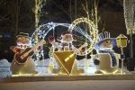 Уличные фигуры "Снеговики музыканты"