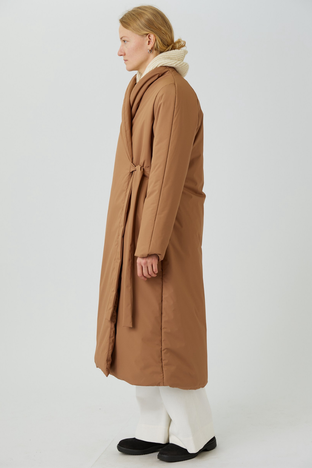 Зимнее пальто на запах из песочной мембраны