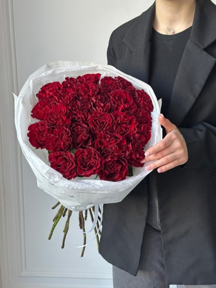 Моно букет из пионовидной розы ХЕРТС 25 шт