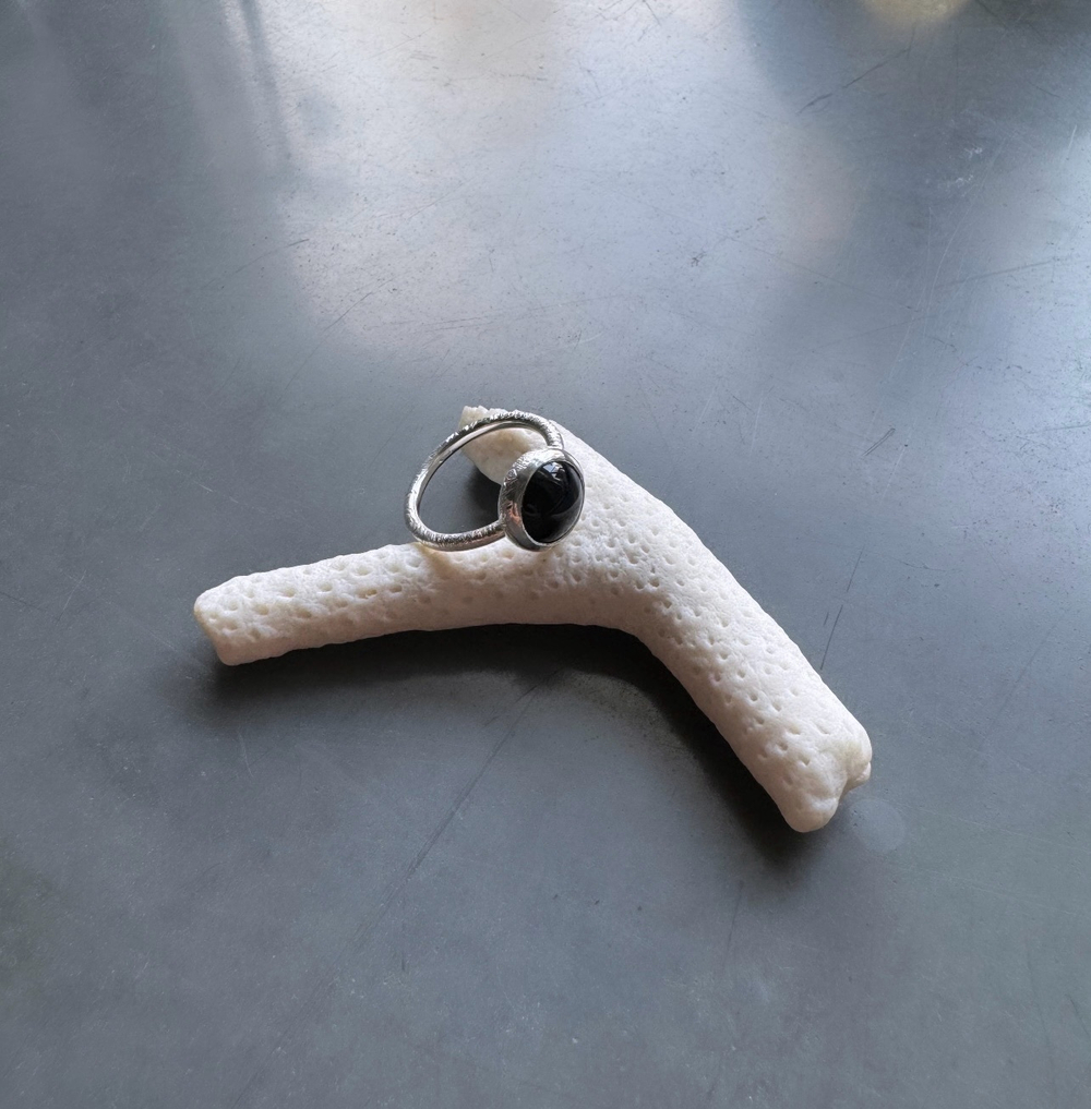 кольцо с ониксом