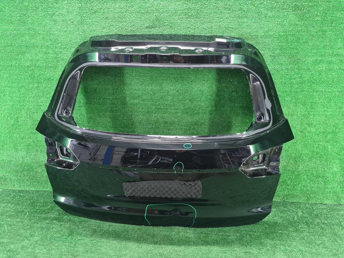 Крышка багажника Chery Tiggo 8 Pro (2021-н.в.)