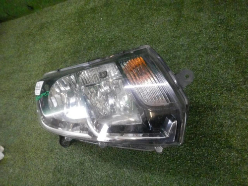 Битая Фара правая Renault Logan 2 Sandero 2 (2014-2018) галоген