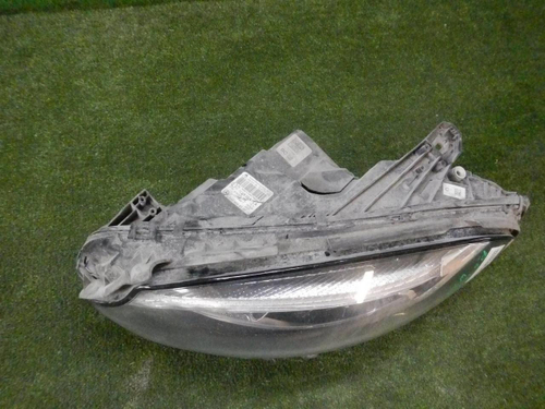 Битая Фара левая Mercedes B w246 (2014-2018) LED