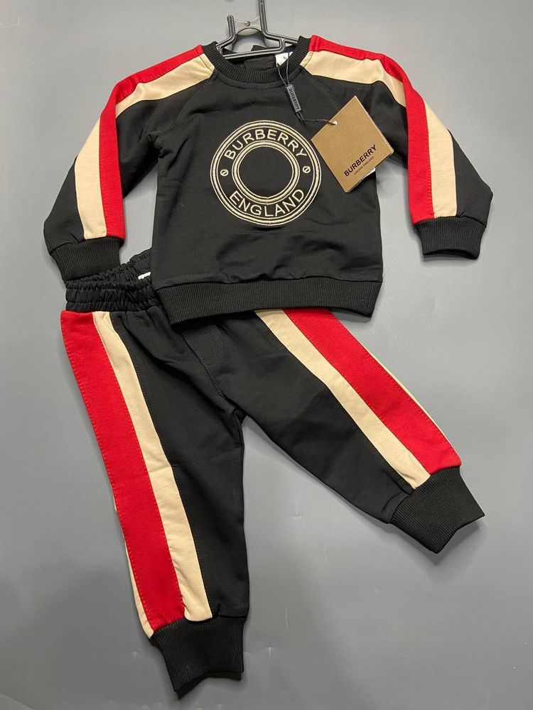 Костюм Burberry