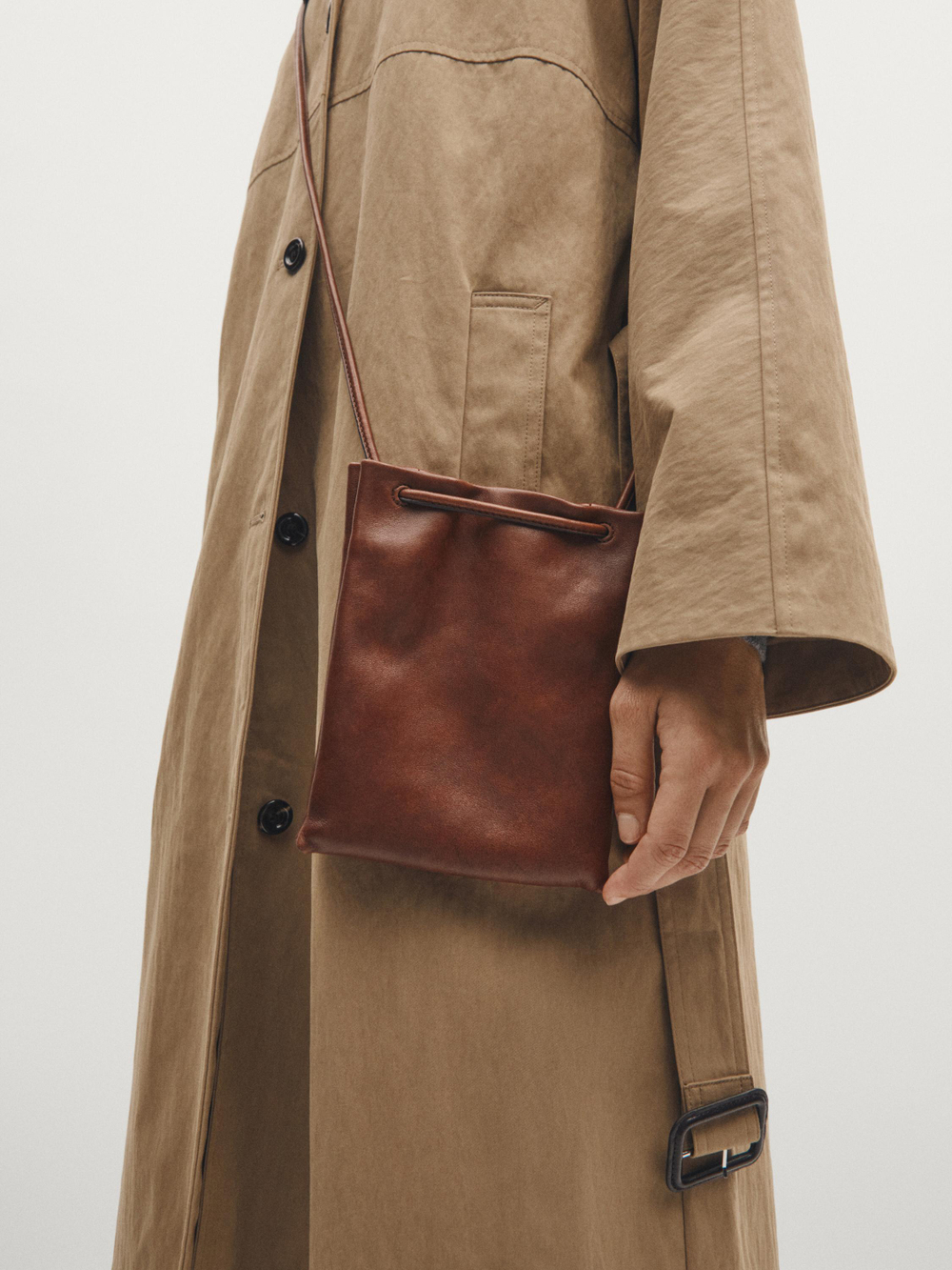 Massimo Dutti Сумка через плечо из кожи наппа, коричневый