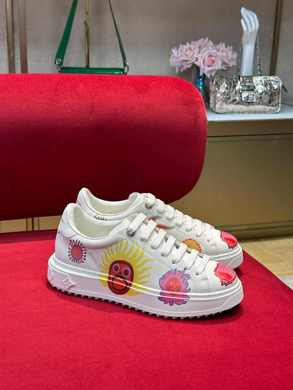 Louis Vuitton Time Out Kusama