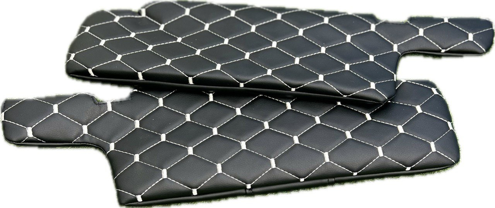 Чехлы на козырьки ВАЗ 2108, 2109, 21099, 2113, 2114, 2115 (белая нить Рубин)