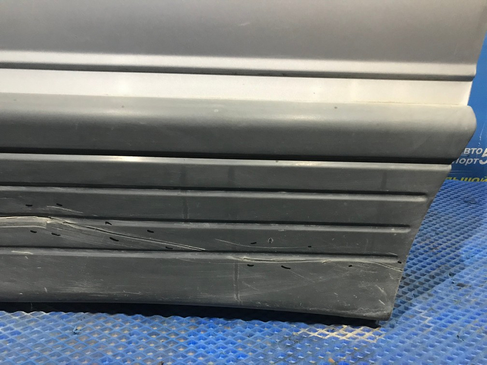 Дверь передняя правая TOYOTA ESTIMA 1998