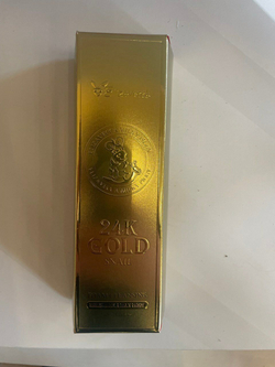 Пенка для умывания с муцином улитки и золотом Elizavecca 24k Gold Snail Cleansing Foam