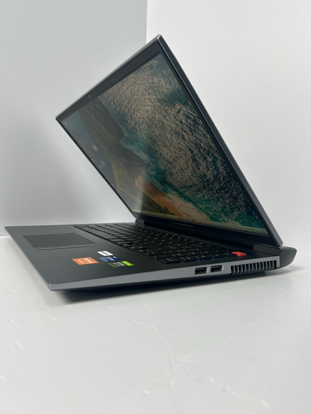 Ноутбук игровой Thunderobot Zero Ultra 7 (JT009JE09RU) 16"/Intel Core i7-12700H/RAM 32GB/SSD 1024GB/GeForce RTX 3080Ti/2560x1600/IPS/165Hz/Win11/Подсветка кл-ры: RGB/Серый. Состояние: B1