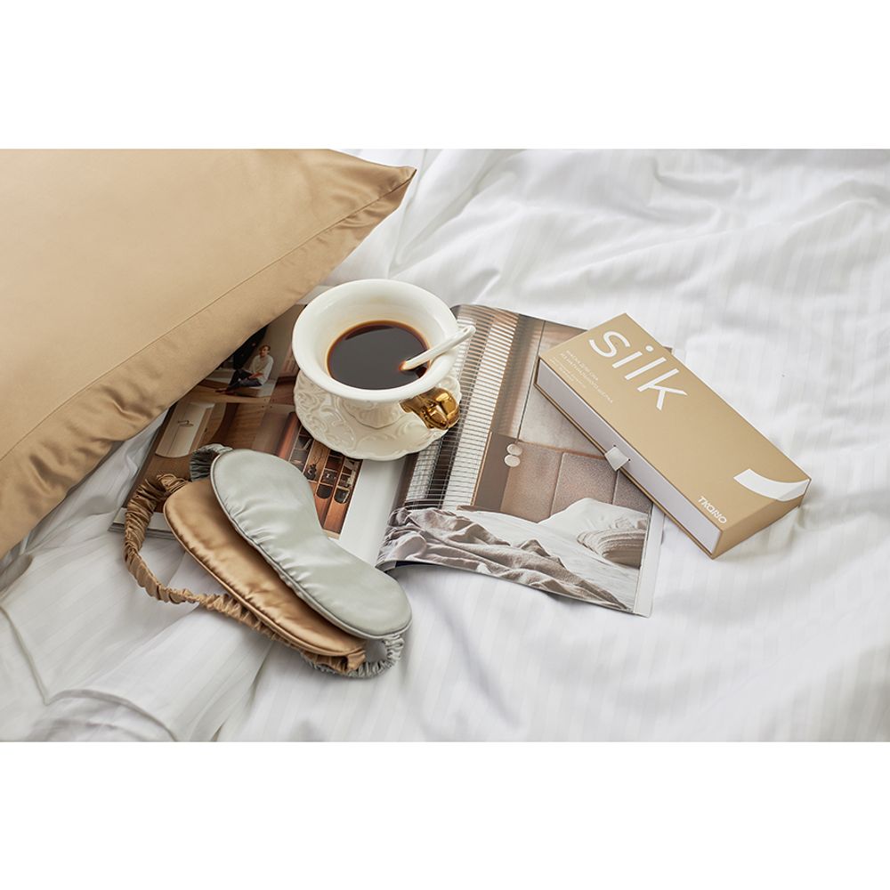 Маска для сна из натурального шелка бежевого цвета из коллекции Essential