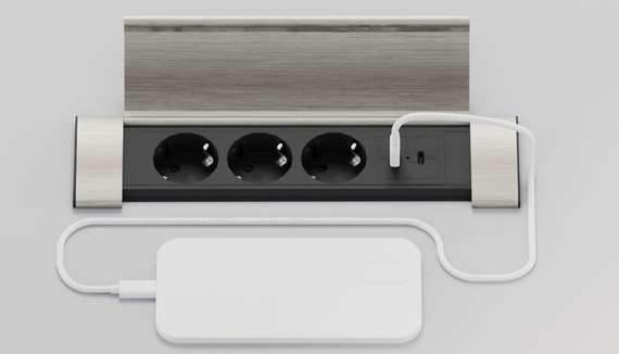 Блок розеток с откидной крышкой (3 розетки, USB-A, USB-C) G4103Q-2AC.N Серебро/Черный 260*66*11