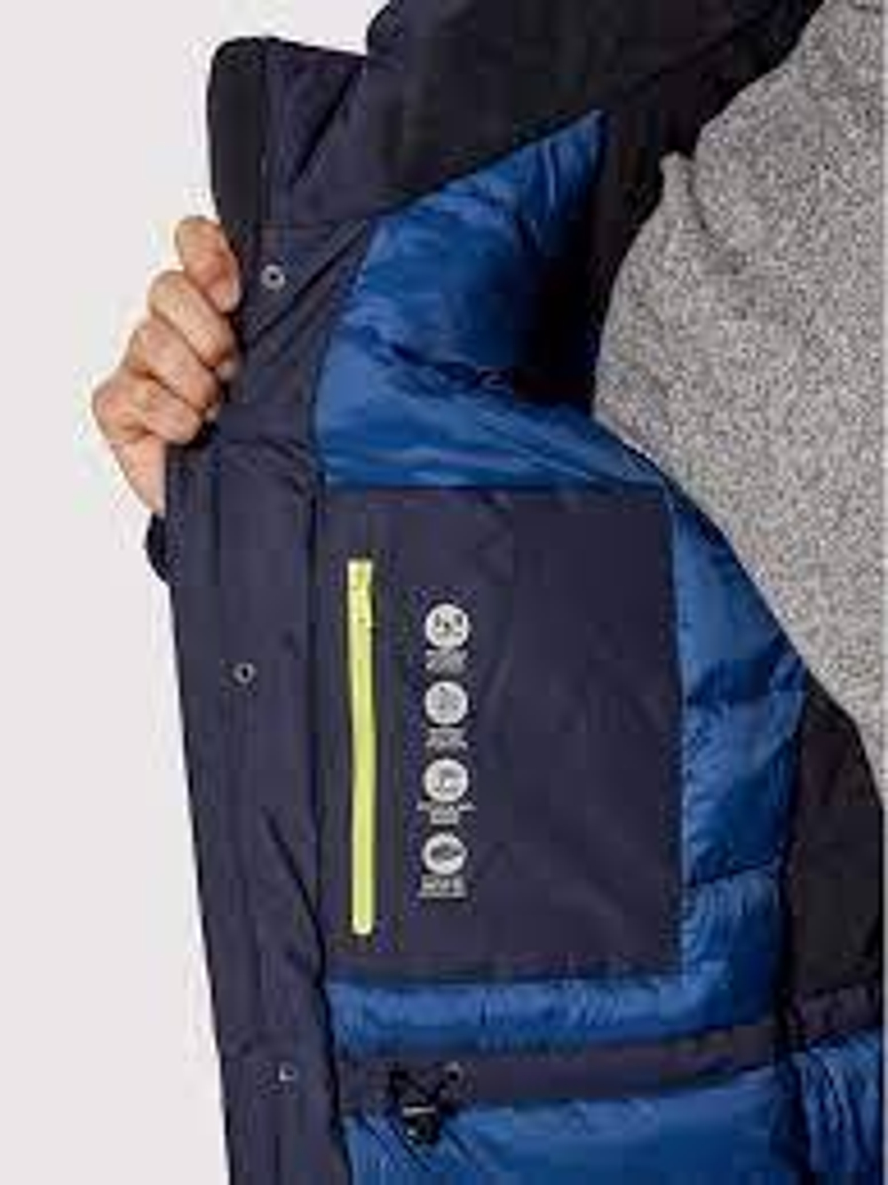 Куртка CMP Padded Parka, артикул 31K2997, цвет BLACK BLUE (N950)