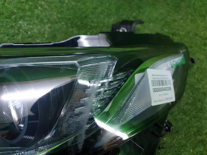 Фара левая Toyota Camry xv70 (2018-н.в.) LED