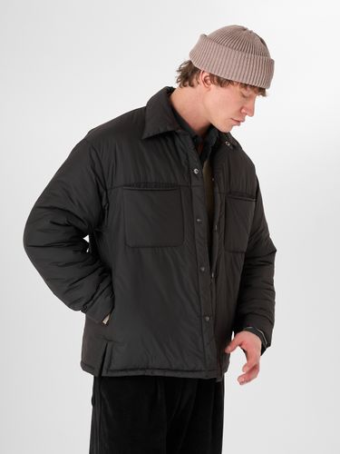 Черный пуховик-рубашка на кнопках