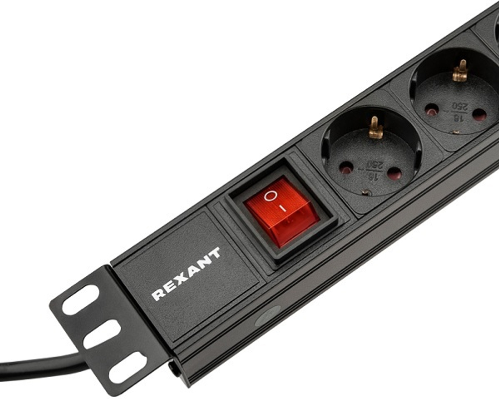 Блок розеток  Rexant 04-0302-1