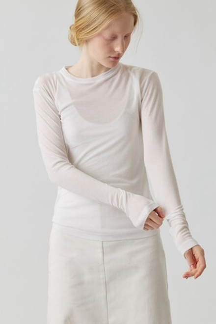 Топ прилегающего силуэта из кашемира белого цвета