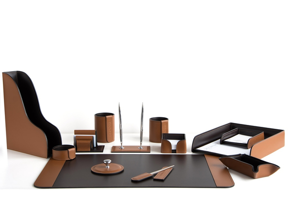 Набор канцелярских принадлежностей 13 предметов из кожи цвет табак/шоколад №67