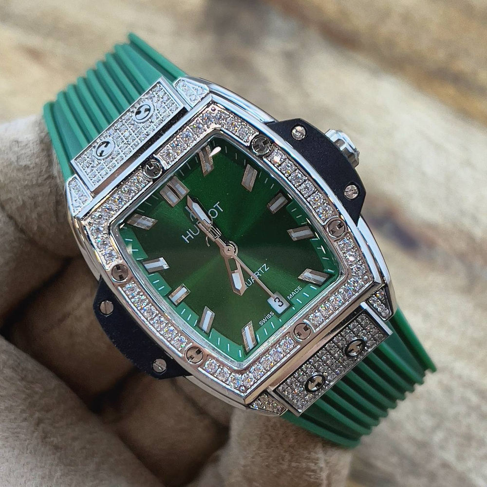 Часы Hublot