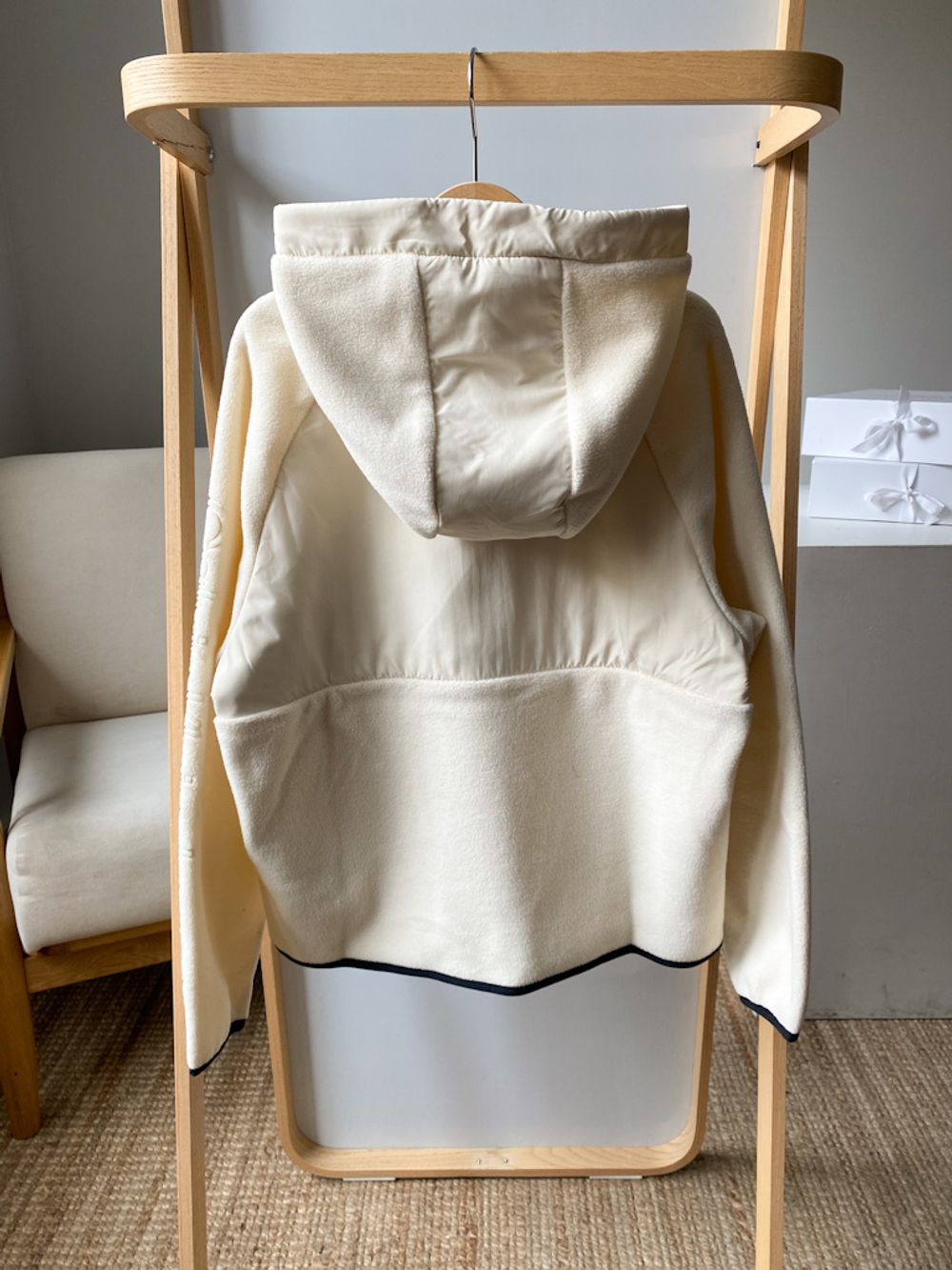 Новая толстовка Calvin Klein, 140