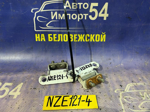 Петля багажника TOYOTA FIELDER 2000