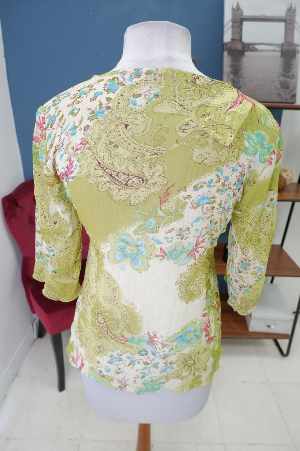 Блуза на запах 46 размер