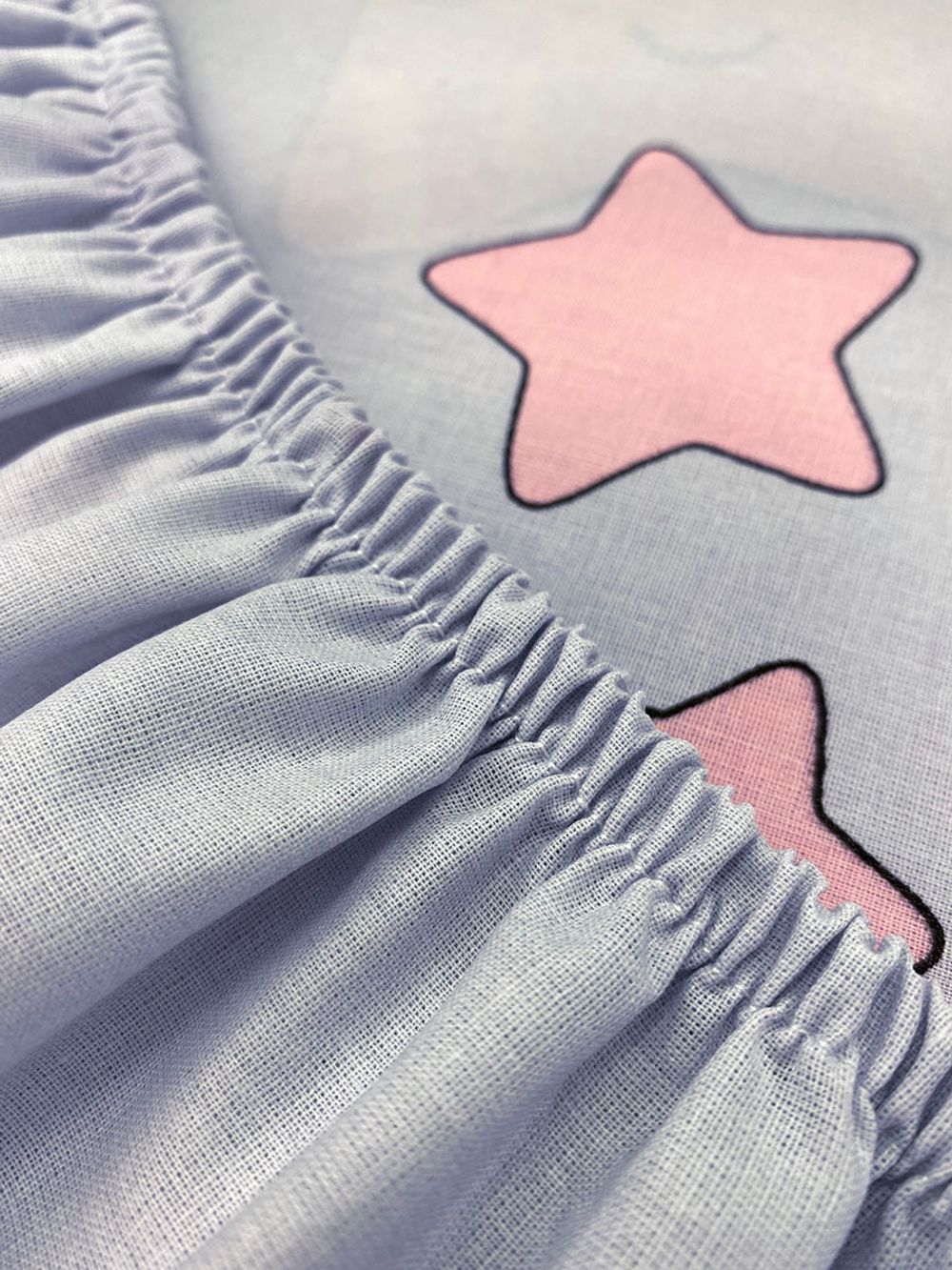 Простынь на резинке перкаль Сказка "Спящие звезды" 90x200 см