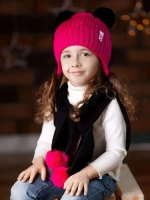 Шапка для девочки осенняя и шарф с ушками