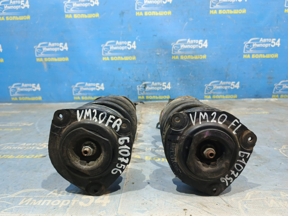 Стойка передняя левая NISSAN NV200 2009-2021