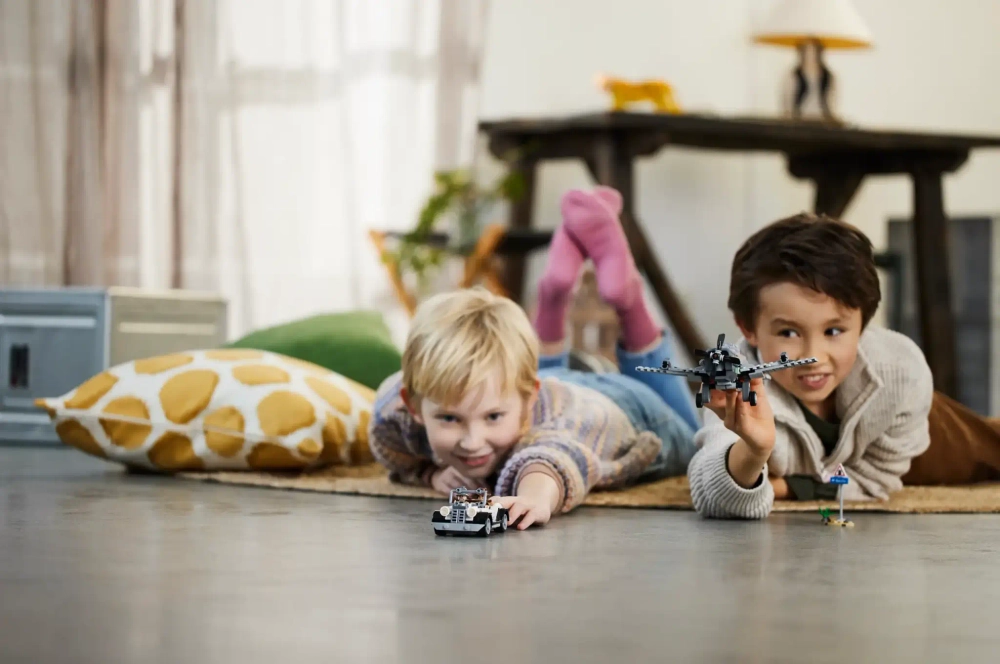 Конструктор LEGO Indiana Jones 77012 Погоня за истребителем на самолете