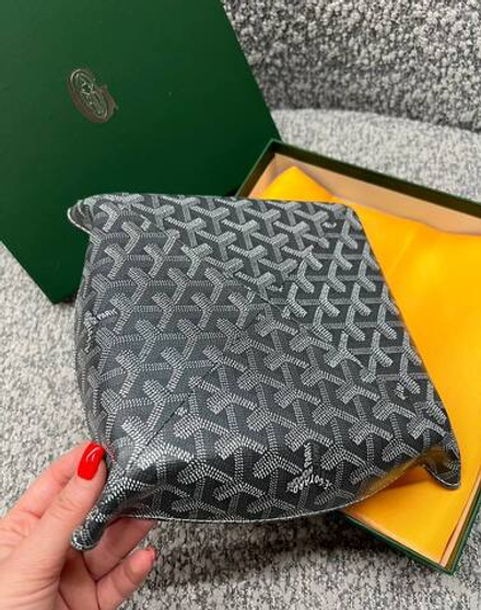 Монетница Goyard
