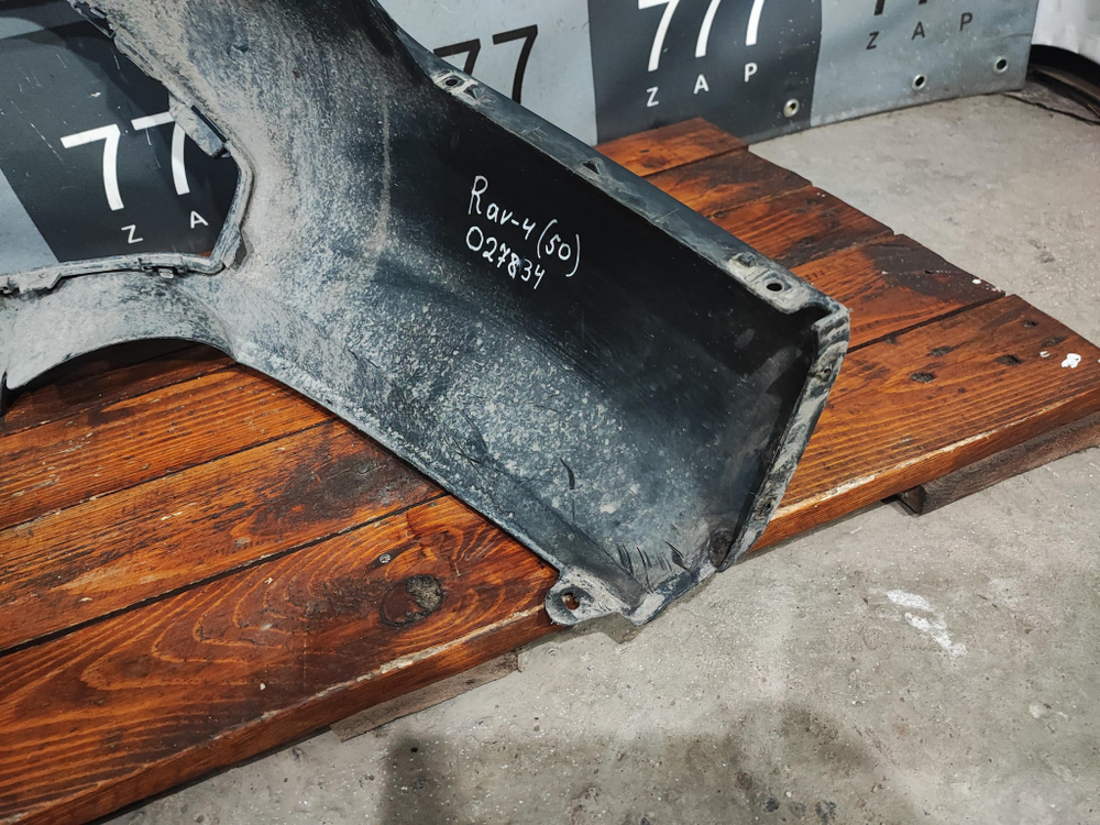Бампер задний Toyota RAV4 V (XA50) 18-нв Б/У Оригинал 521590R280