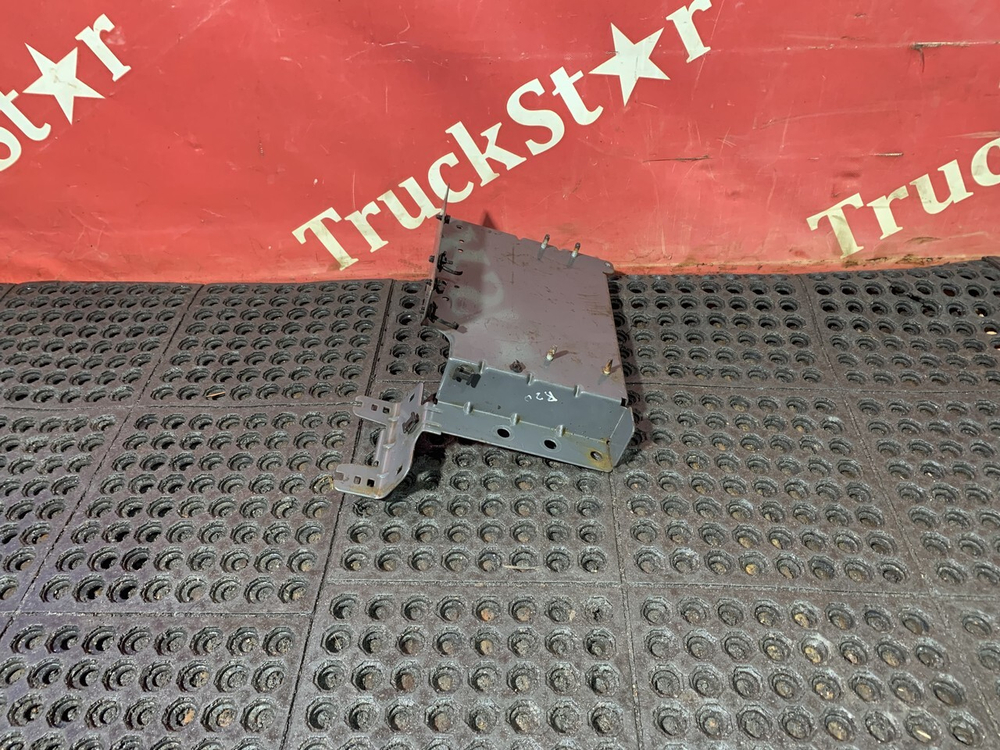 Кронштейн блока предохранителей