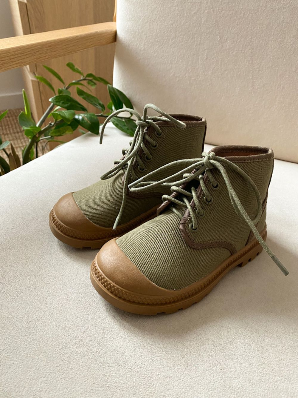 Новые текстильные ботинки Age of Innocence, 25,5