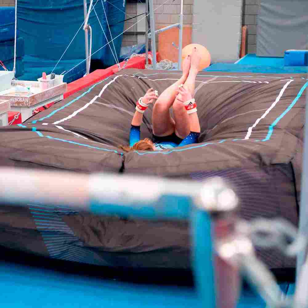 Надувная подушка «MegaLand» для приземлений и отработки трюков, 15×12×1,5 м