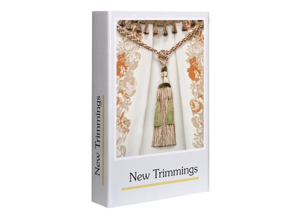 Кисть малая New Trimmings арт. КТ 02558 col. 11 (высота кисти 13 см)