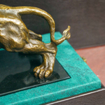 Кабинетная скульптура «Ревущий лев»