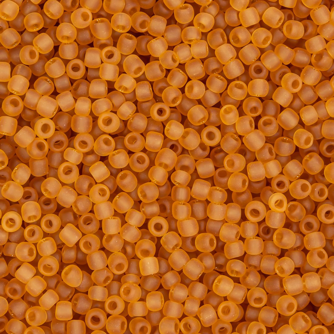 Японский бисер TOHO Round 11/0 (№2CF), прозрачный матовый