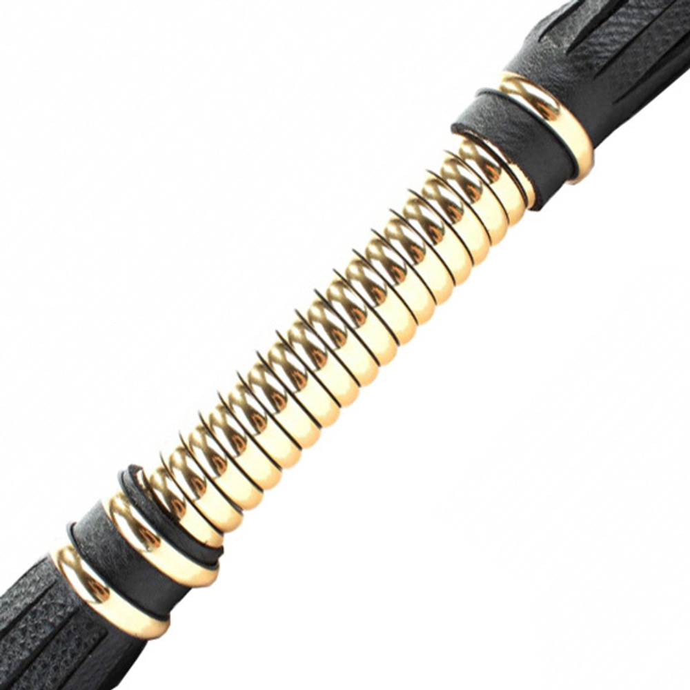 Черная кожаная плетка 60см с золотистой отделкой рукояти БДСМ Арсенал 54011