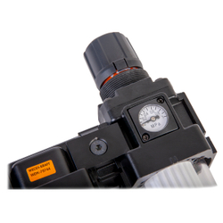 WDK-70744 Блок подготовки воздуха 1/2" трехступенчатый с влагомаслоотделителем, регулятором и маноме