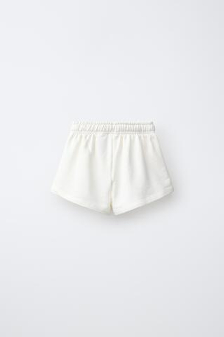 ZARA ШОРТЫ С НОМЕРОМ И ПАЙЕТКАМИ, ЭКРЮ