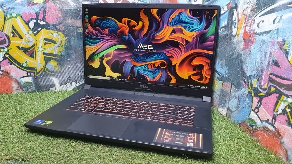 Игровой MSI i7-14/32Gb/RTX 5070 8Gb/144Hz/Katana 17 HX B14WGK-053XRU 9S7-17L791-053/Windows 10