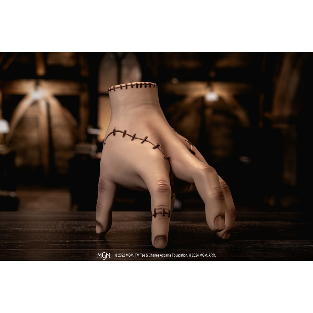 Jada RC Wednesday - фигурка с дистанционным управлением HANDLE 18 см 3254005