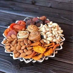 Подарочная корзина орехов и сухофруктов №17 / 850 гр