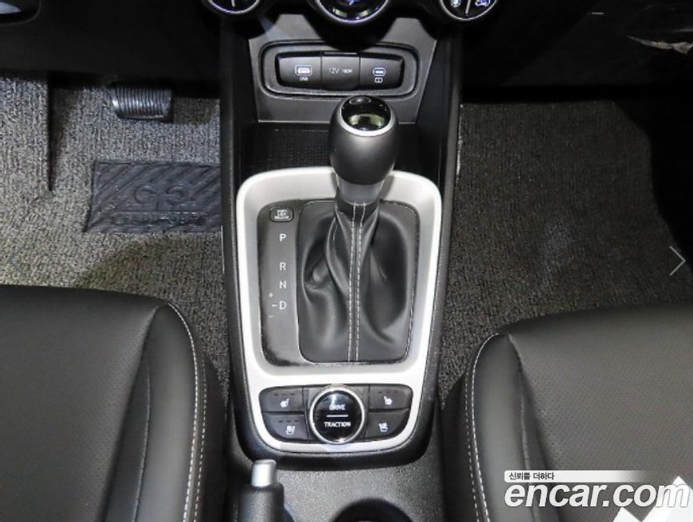 Hyundai Venue 1.6 Premium (12.2022)