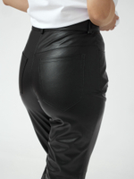 Брюки-дудочки из эко-кожи на замше