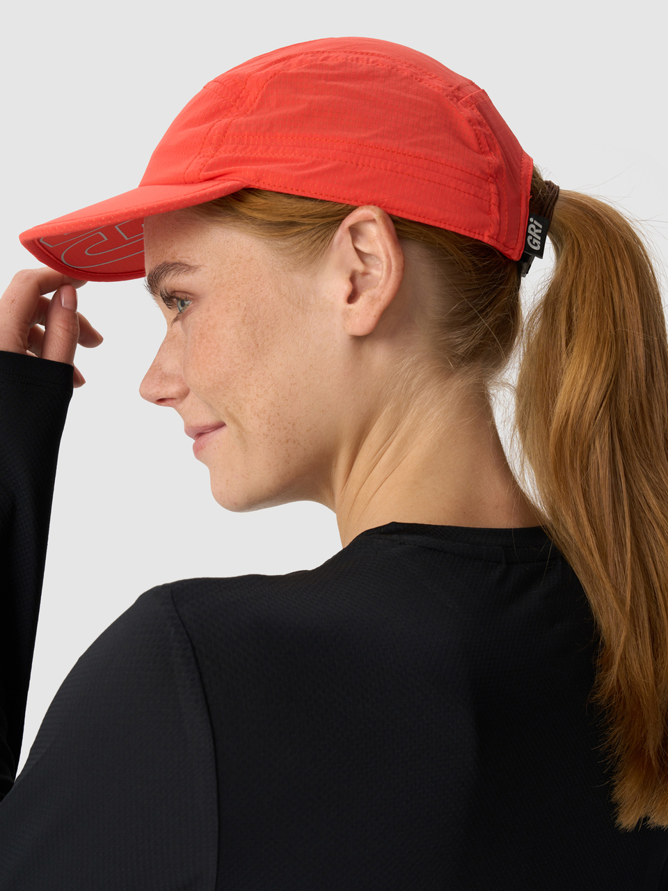 Кепка GRI красная