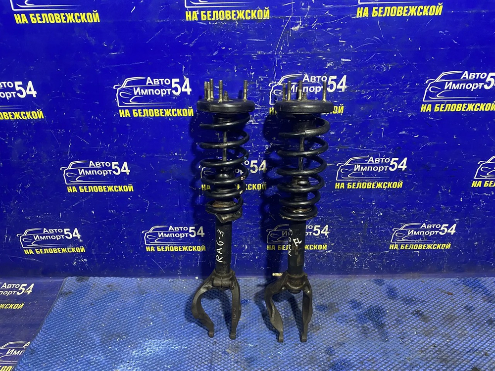 Стойка передняя правая Honda ODYSSEY 2001